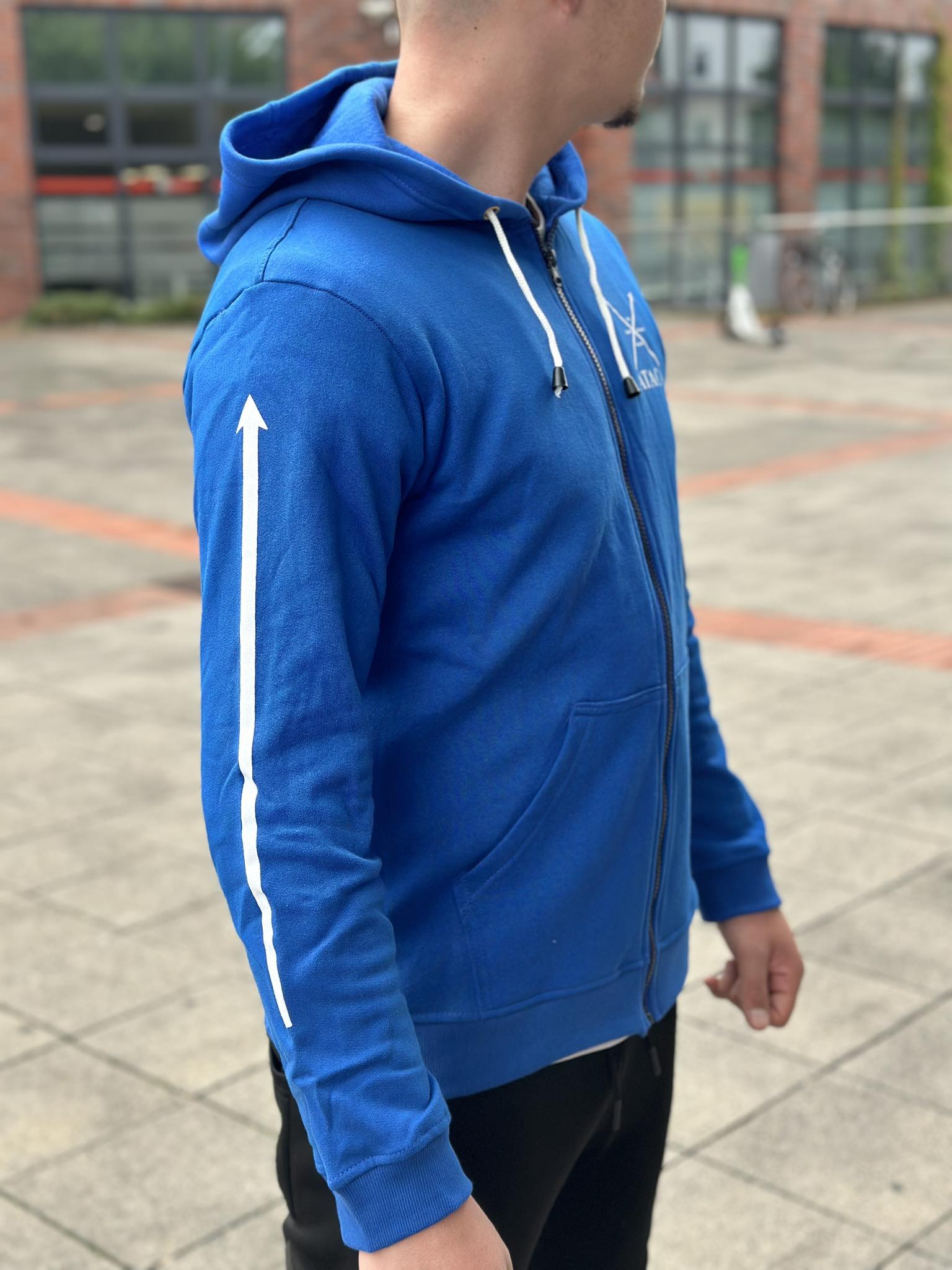 Kapuzenjacke / ZIP Hoodie blau - weiss